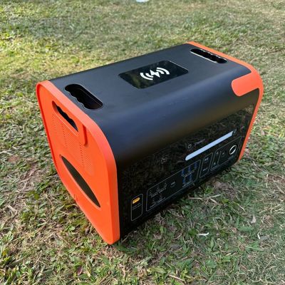2048wh Capacità nominale Generatore solare Stazione elettrica portatile Batteria di stoccaggio dell'energia
