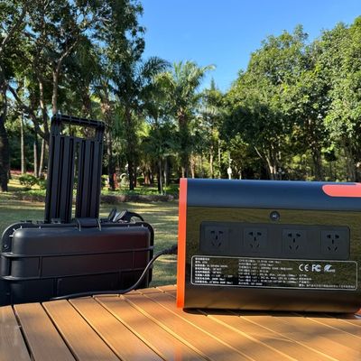 AT22 2200W Fornitore di energia a pannelli solari Stazione elettrica portatile per alimentazione stabile
