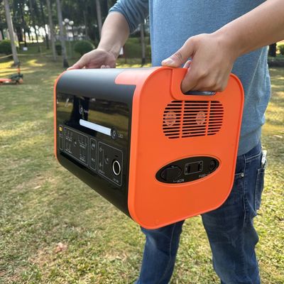 Centrale elettrica portatile ad alta potenza 2200W Batteria al litio ferro fosfato Sistema solare