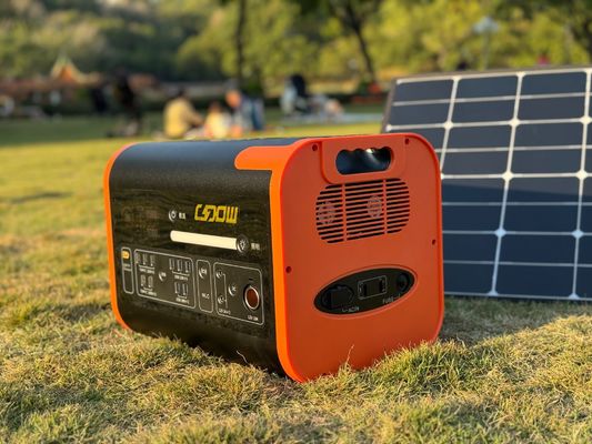 AT22 800W carica solare batteria portatile pieghevole Stazione di energia solare per campeggio