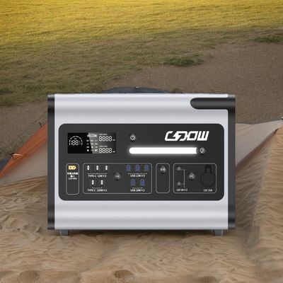 2048wh Capacità nominale Centrale elettrica portatile con ricarica rapida 1500W e pannelli solari