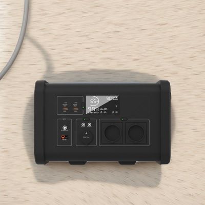 Centrale elettrica a batteria al litio in standby da 700W per viaggi all'aperto e alimentazione di emergenza