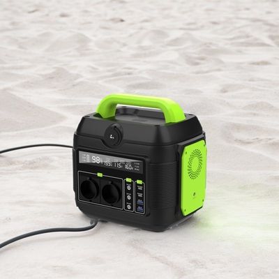 Stazione di accumulo di energia portatile per campeggio all'aperto