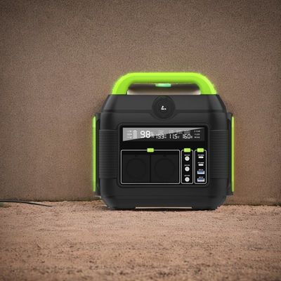Pannello solare multifunzione AC ricarica rapida 3.0 alimentazione di emergenza 110 V 220 V centrale solare portatile S6 MPPT