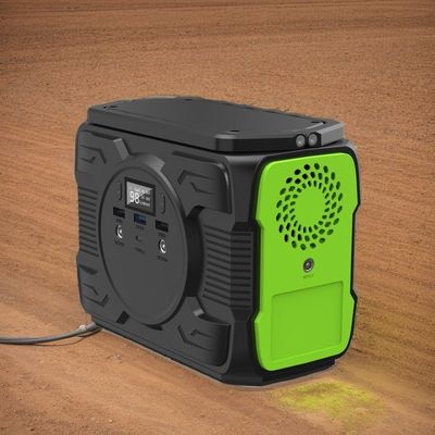 Centrale elettrica mobile a batteria al litio da 200W Generatore di vento esterno per RV Uav Energy Storage