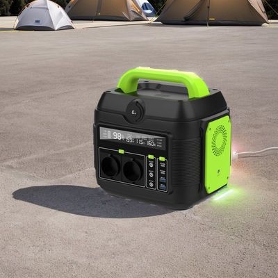 Generatore di celle solari portatili per uso domestico con centrale elettrica a uscita multifunzione da 600 W