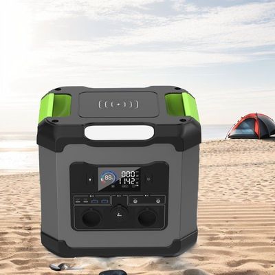 Stazione di emergenza solare portatile 1500W con tensione di uscita AC 110/230V-50Hz/60Hz