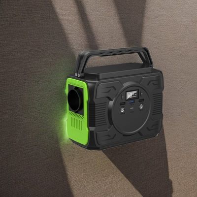 Centrale elettrica di stoccaggio dell'energia esterna da 200 W con design dei fari da 100 W e uscita DC1 2