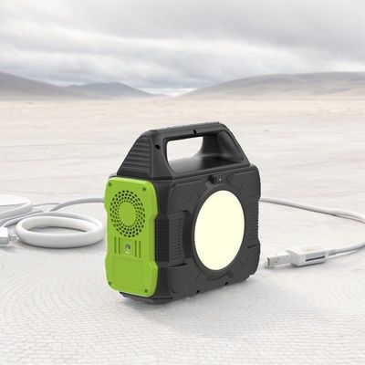 Puro Sine Wave Output 220V Stazione solare per campeggi all'aperto e RV Energy Storage