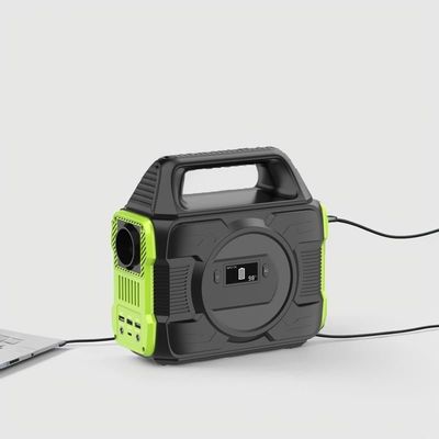 Puro Sine Wave Output 220V Stazione solare per campeggi all'aperto e RV Energy Storage