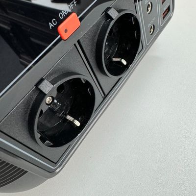 Centrale elettrica portatile da 600 W. Rimuovibile 576wh/14.4V/40ah Capacità batteria Generatore solare