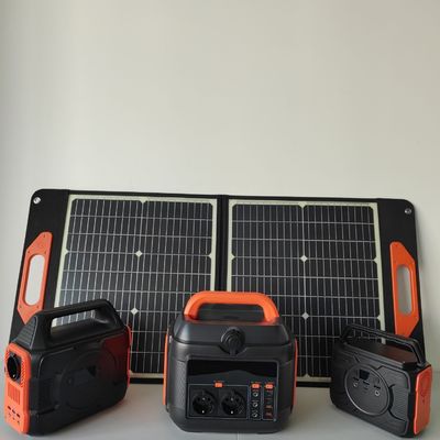 Tesoro di ricarica mobile portatile all'aperto con centrale elettrica da 300 Watt e presa AC