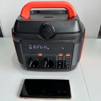 110/220V-50Hz/60Hz AC Output Batteria al litio LiFePO per centrale elettrica portatile domestica