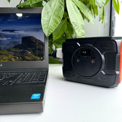 Mercato nordamericano Camping Dynamo Power Station con batteria al litio e pannello solare
