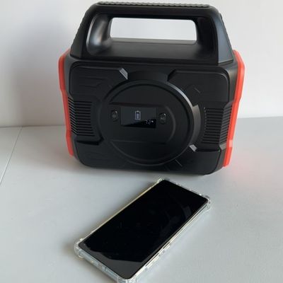 Centrale solare portatile da 300W/110/220V-50Hz/60Hz con funzione di alimentazione in standby