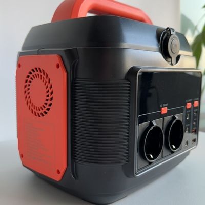 LiFePO4 Battery Charging Bank 600W Potenza mobile con QC3.0 di uscita 18W e illuminazione LED 11W