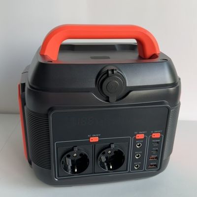 Home Power Center con batteria al litio da 600W e illuminazione LED da 11W