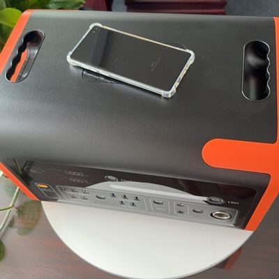 AT22 LiFePO4 Batteria Stazione di ricarica portatile 600W 1000W 2200W per camper mobili