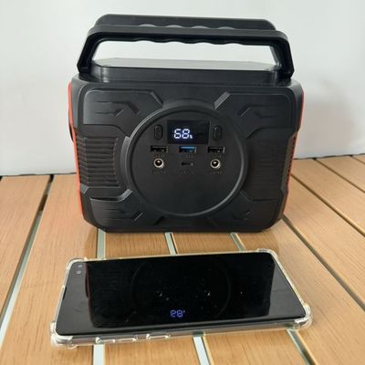 48000mAh Capacità della batteria 200W/173wh Stazione di alimentazione portatile per la ricarica dei portatili