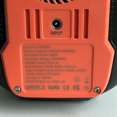 Generatore solare ricaricabile da 300 W per centrali elettriche portatili e campeggi all'aperto