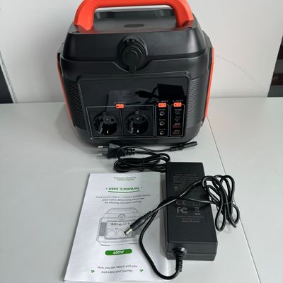 11W Illuminazione a LED 220V/110V AC Output 600W Batteria al litio per centrale elettrica portatile