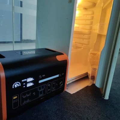 Stazione di alimentazione per auto mobile 40ah 2200W/2048wh/LiFePO4 Set piscina ricaricabile con inverter