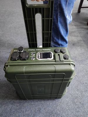 Generatore di uscita di corrente alternata da 3000 W e centrale elettrica di stoccaggio dell'energia da batteria al litio in standby da 6000 W