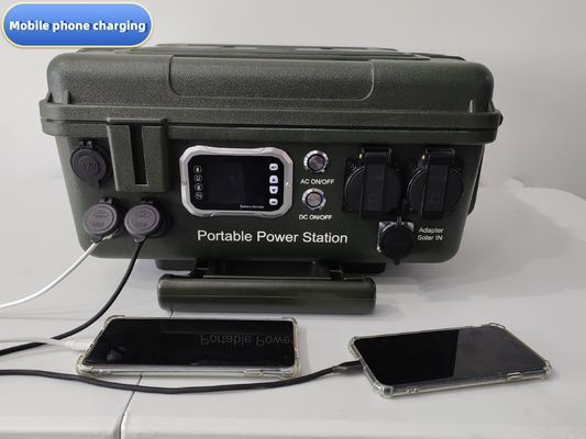 Campeggio all'aperto Centrale elettrica portatile di grande capacità con USB-C 45W e 3000W/3024wh