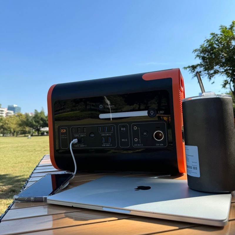 Ricarica wireless Immagazzinamento esterno di energia per centrale elettrica portatile anti-invecchiamento