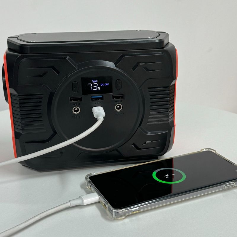 Generatore eolico solare a uscita di 200W per campeggio RV Emergenza pesca notturna
