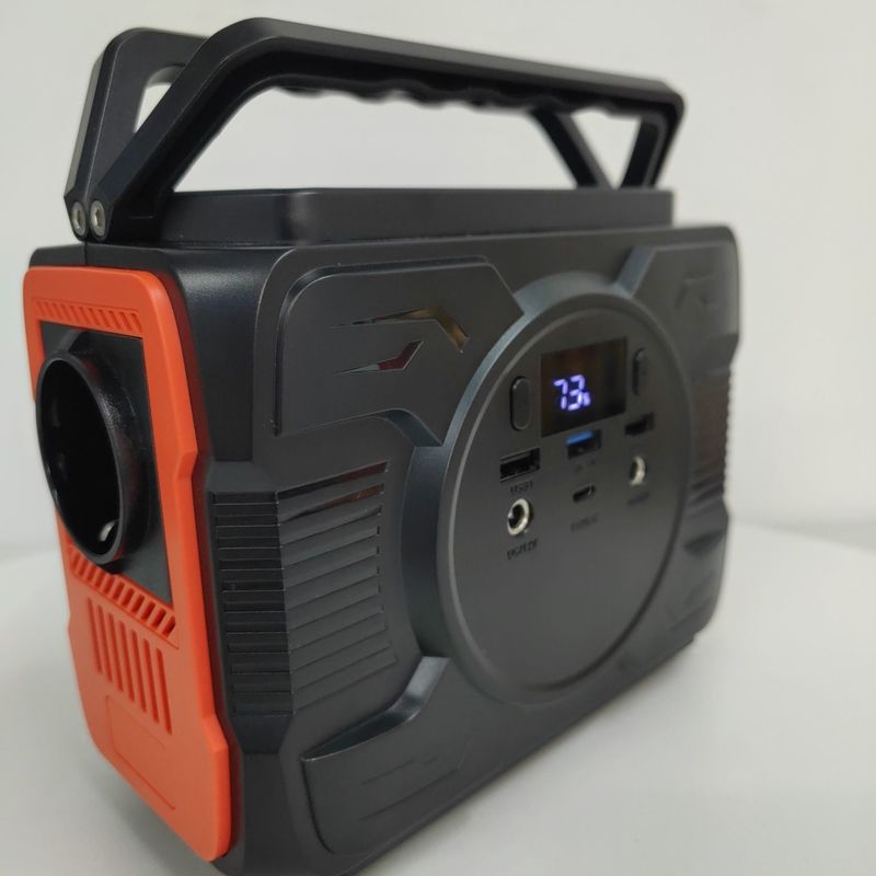 Uscita CA Centrale elettrica portatile da 200 W Generatore solare per stazioni di ricarica all'aperto