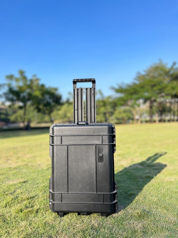 Centrale elettrica portatile da 4000 W con alta potenza e batteria al litio ferro fosfato