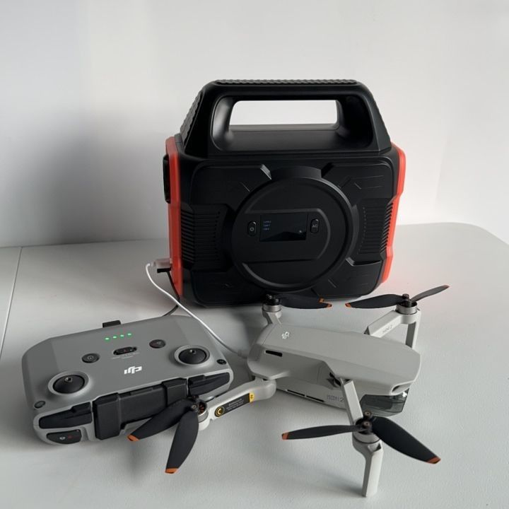 288wh/14.4V/20ah/80000mAh Capacità della batteria Generatore solare portatile per campeggio all'aperto