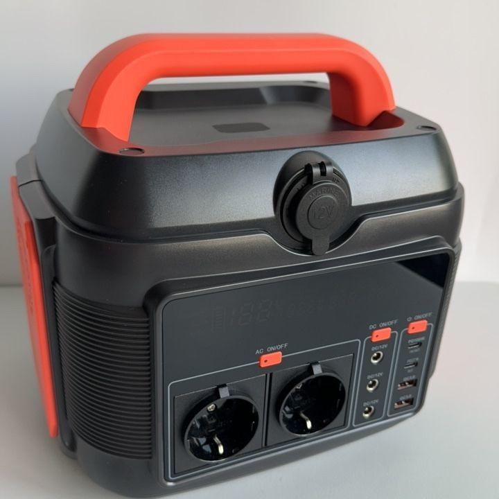 Generatore solare a batteria di 600W per campeggio all'aperto e centrale elettrica di emergenza