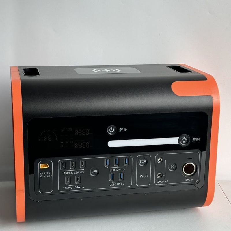 Generatore portatile da 1000W all'aperto DC AC Input Output 2200W Centrale elettrica per una lunga durata