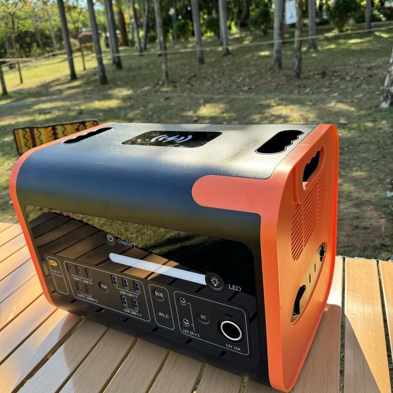 Invertitore di ricarica solare da 800W per stazione elettrica portatile per trasmissione in diretta all'aperto