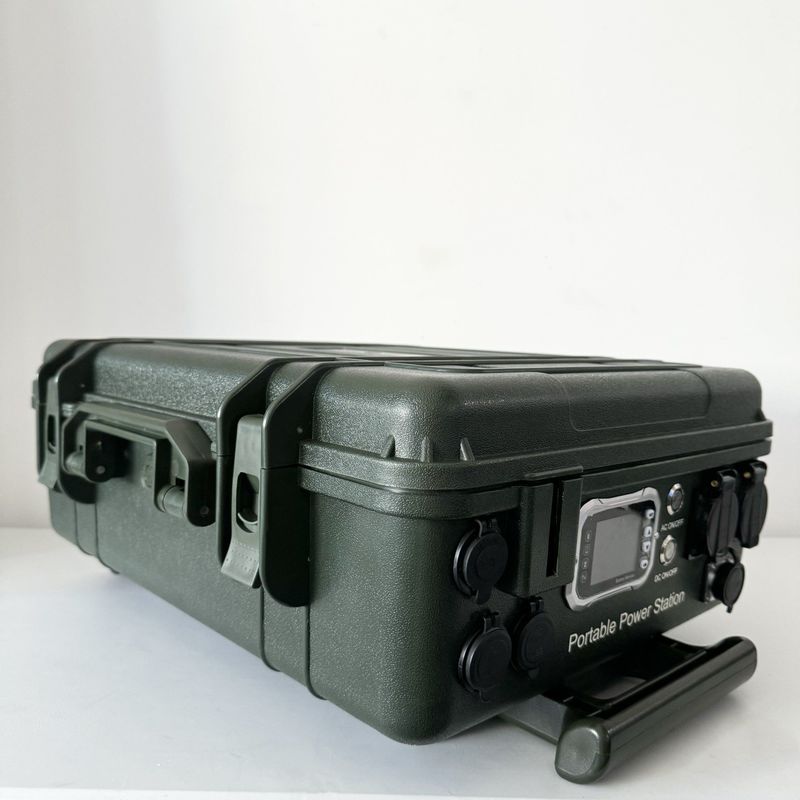 DC58.8V 3000W 6000W 7000W Centrale eolica solare portatile con batteria LiFePO4