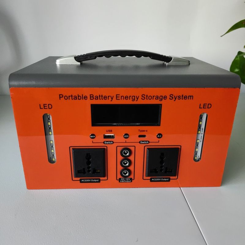 Stazione di alimentazione portatile da 300W/500W per campeggio e emergenza domestica USB DC Output 5V/10W Max